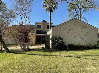 500 Post Oak Dr, Baytown, TX 77520