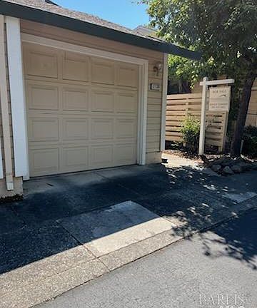 5th image of 2138 Riesling Way