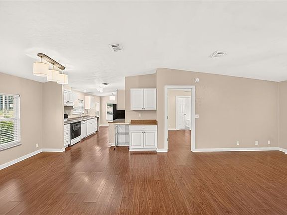 5th image of 1827 SE 43RD TERRACE