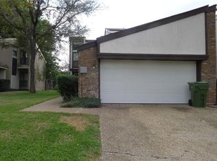 2426 Richoak Dr, Garland, TX 75044