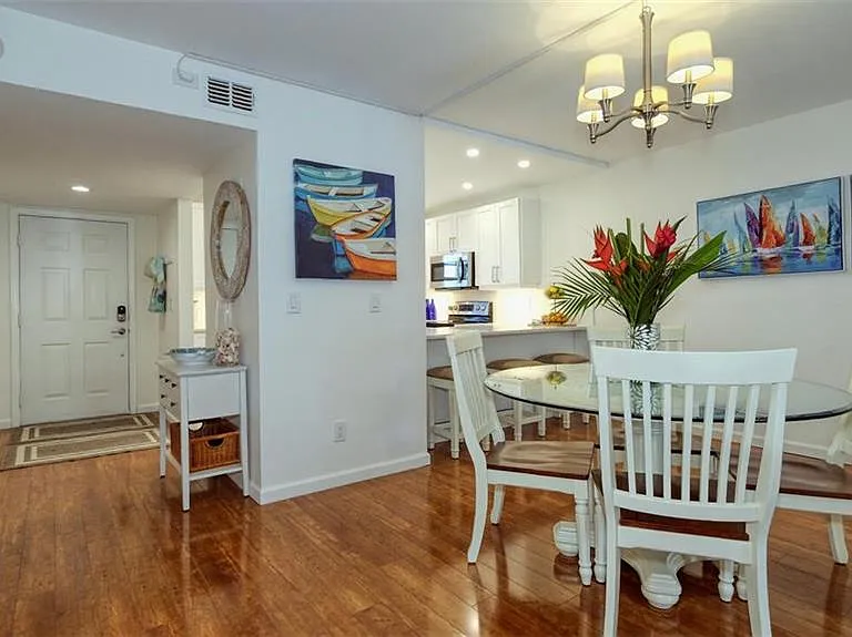 4531 Bay Beach Ln #133 — Photo 1