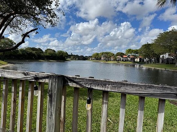 2nd image of 5544 Fox Hollow Drive