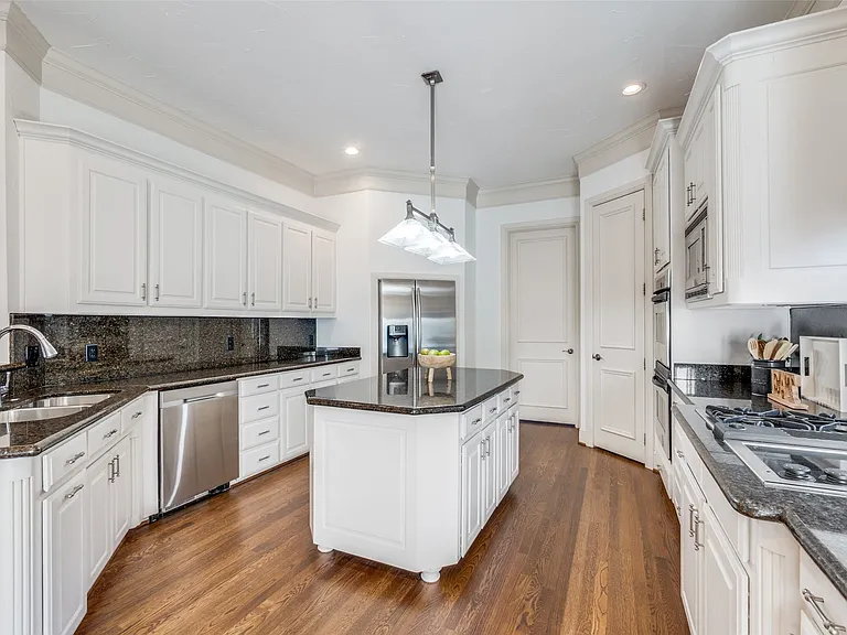 13 Cochran Oaks Ln — Photo 10