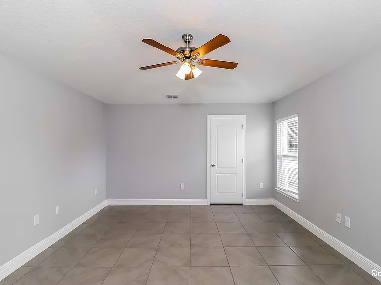636 Mercado Ct — Photo 9