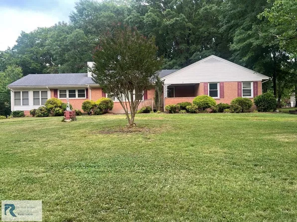 213 Cambridge Dr, Danville, VA 24541