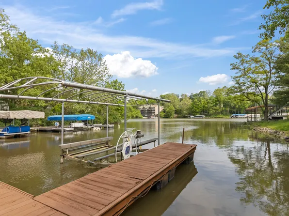 11226 Blackwalnut Point, Indianapolis, IN 46236