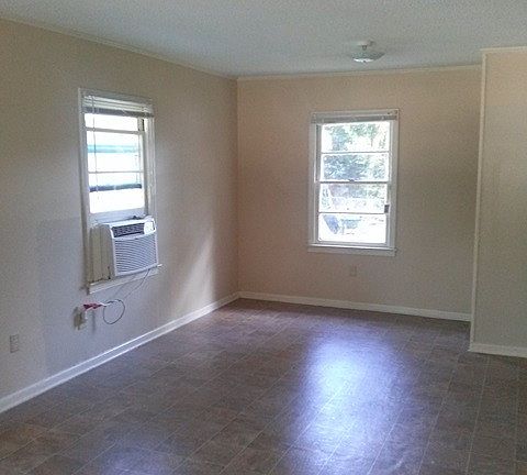 4th image of 801 Elizabeth Ave