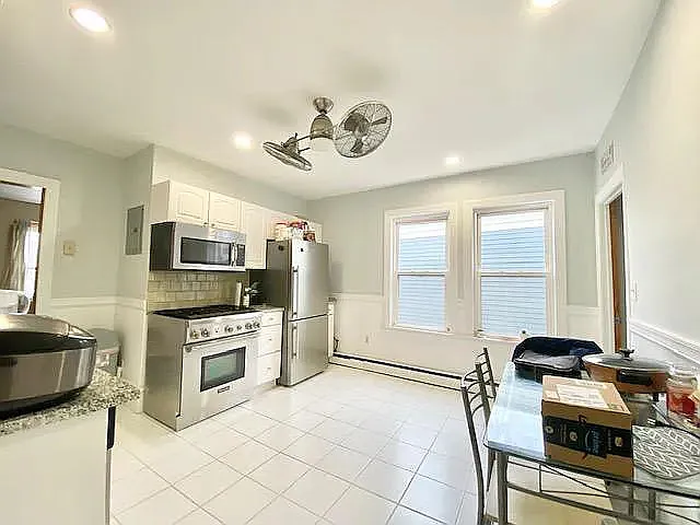 2 bed, 1.0 bath, $3,295 — Photo 1
