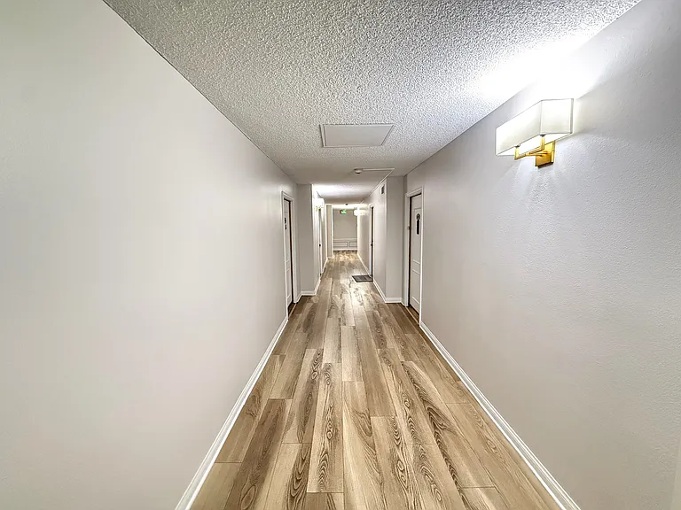 14302 Summertime Ln — Photo 46