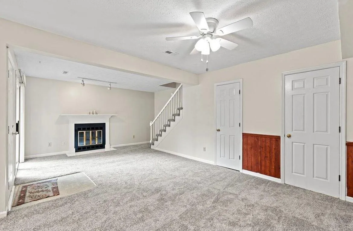 433 Darby Creek Rd — Photo 4