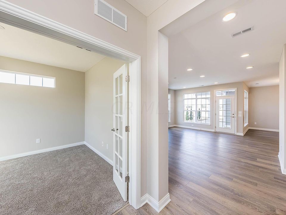 5200 Clarewood Ln, Dublin, OH 43016 Zillow