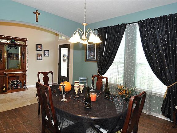 5th image of 24204 Nichols Trace Dr