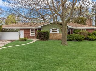 1313 Plainfield Rd, Louisville, IL 60561