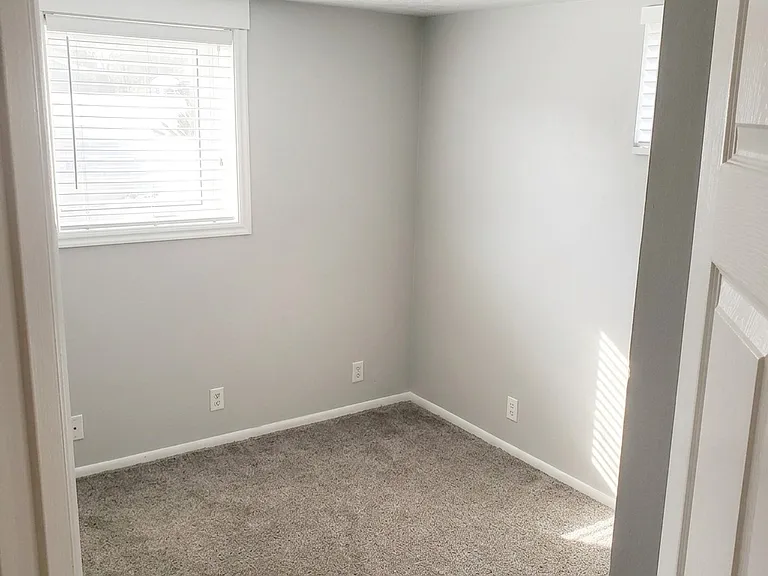 278 N 900 W #3 — Photo 2