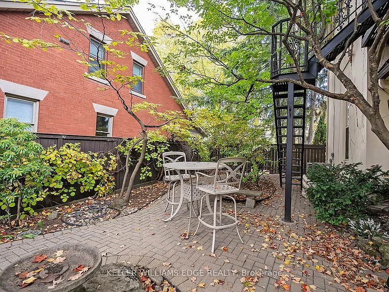 432 Burlington Ave #5 — Photo 35