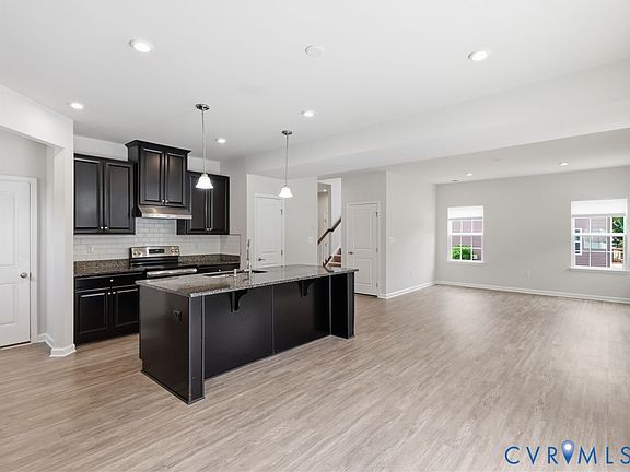 5th image of 8905 Carters Bridge Ct