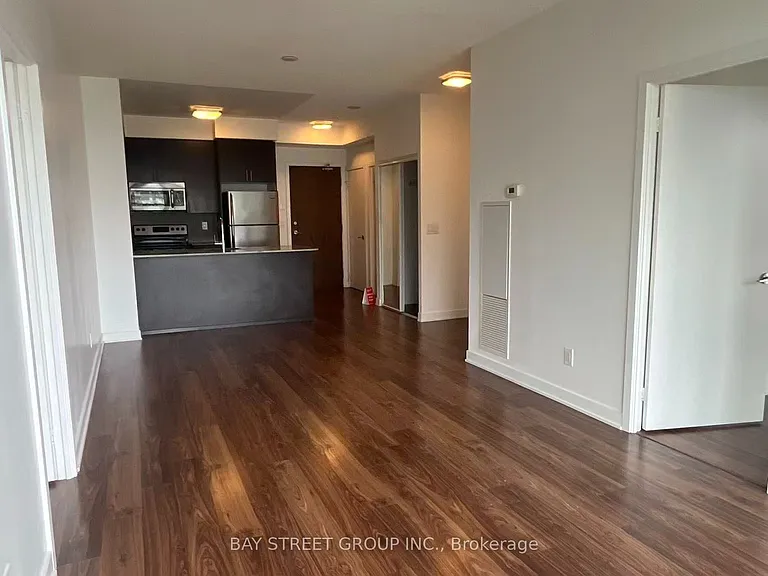260 Sackville St #909 — Photo 5