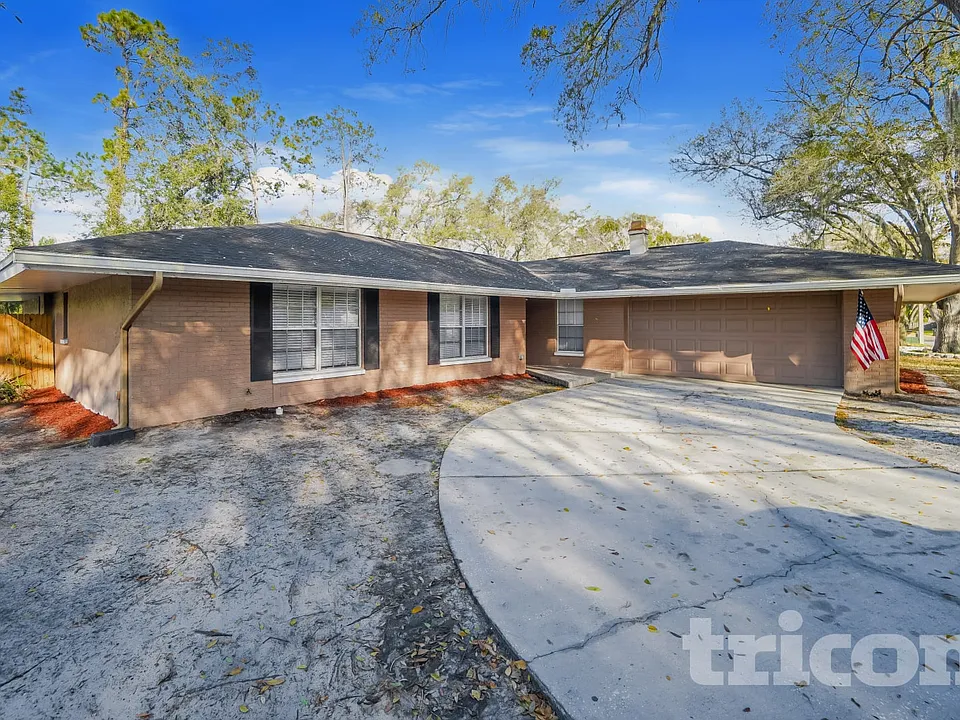 14314 Ravenwood Ln