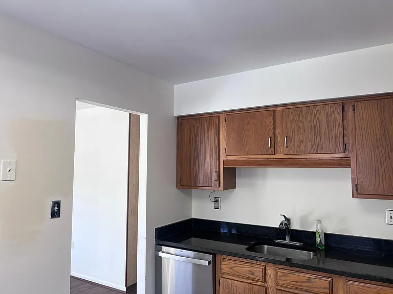 35 Brucester Bridge Ct — Photo 11