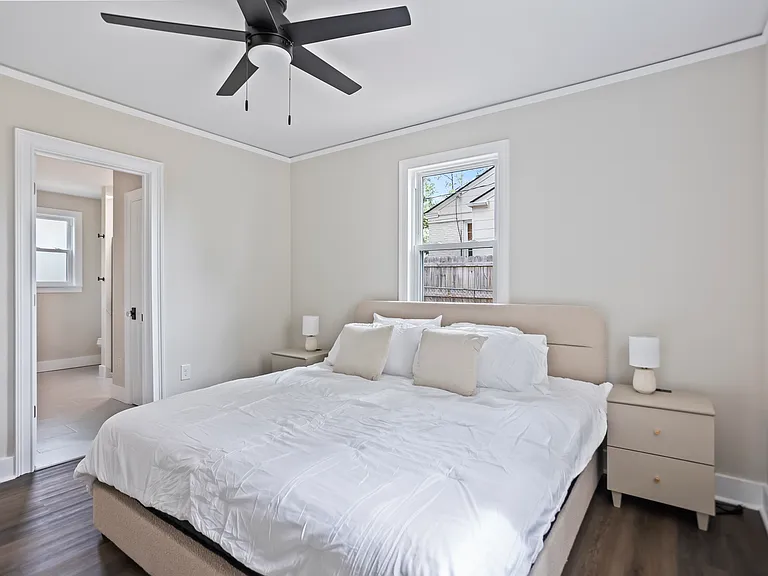 1734 Drexel Ave — Photo 10