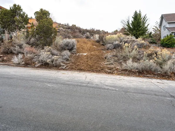 3300 Thornhill Dr, Reno, NV 89509