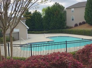 1515 Creek Bend Ln, Lawrenceville, GA 30043