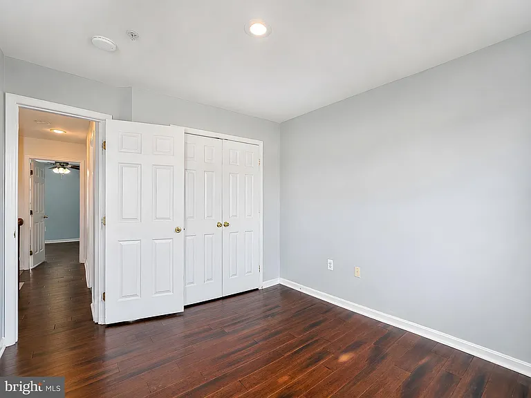 21362 Jettison Dr — Photo 32