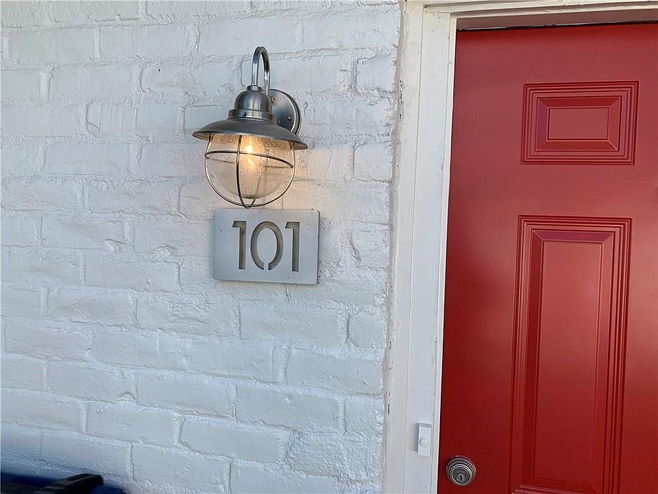 1st image of 7202 Twin Crest Dr APT 101