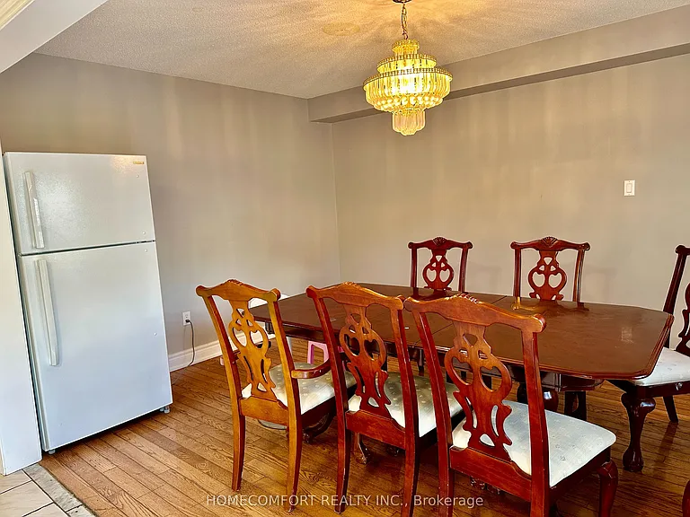 29 Sophia Rd #MAIN FL — Photo 4