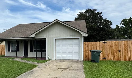 652 Windhaven Dr Photo 1