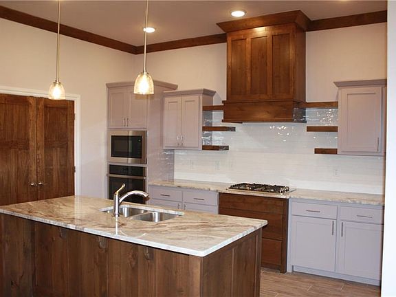 4th image of 5013 SW 130th St