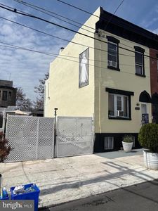 2608-2610 N Fairhill St, Philadelphia, PA, 19133