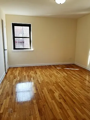 Rented by Hillel Realty Group | media 33