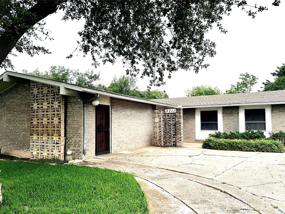 1st image of 3311 Forest Ln