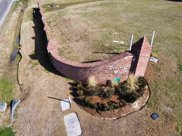 7175 Bessie Dr, Denham Springs, LA 70706