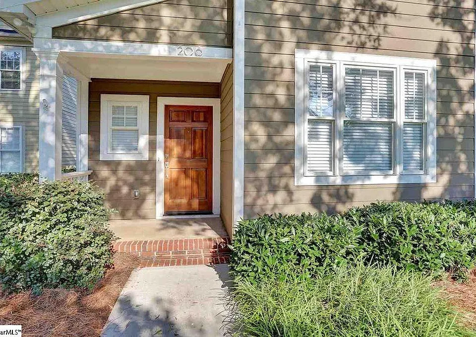 Front porch and entry