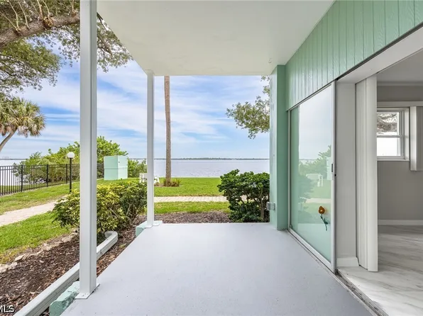 3225 E Riverside Dr APT 51E, Fort Myers, FL 33916