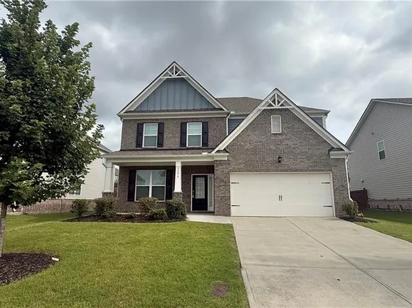 5295 Blue Mountain Ln, Cumming, GA 30040
