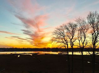 120 Elm St, Dartmouth, MA 02748