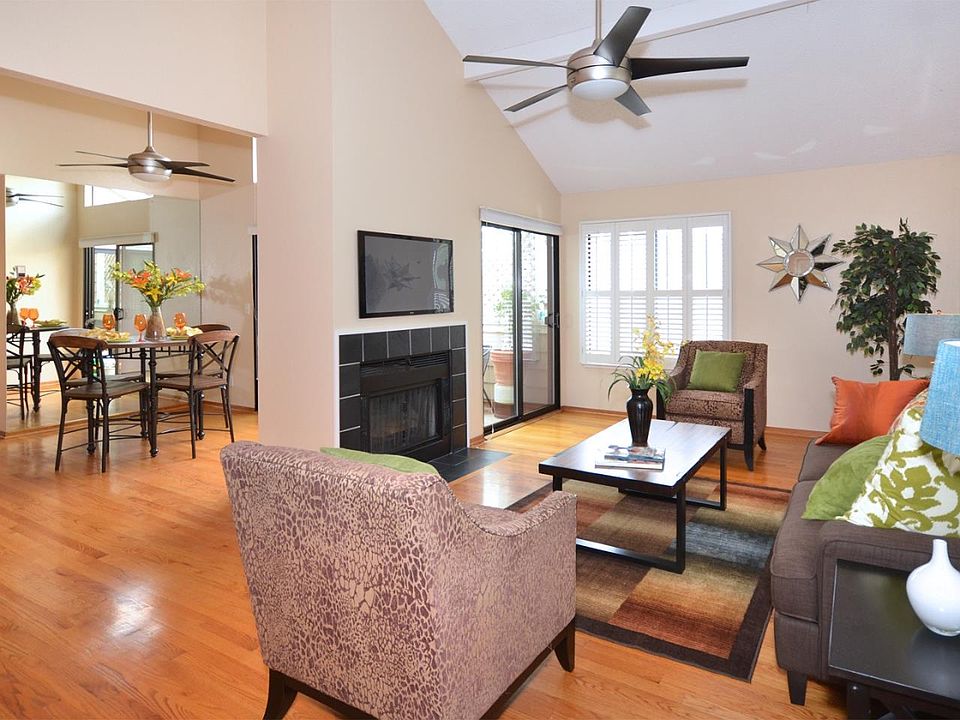1st image of 219 N 6th St #219
