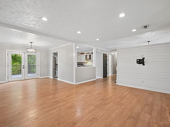 5th image of 2782 Lair Rd