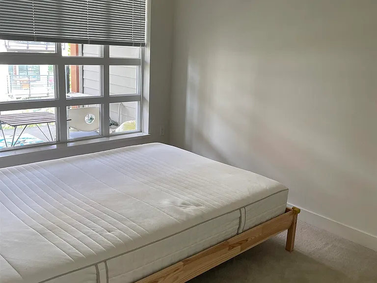 6033 Gray Ave #517 — Photo 8