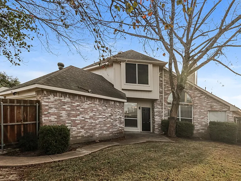 2840 Helen Ln — Photo 17