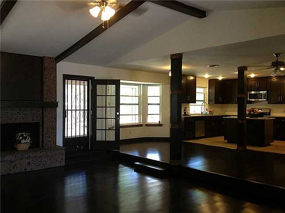4th image of 1229 Lonewood Dr