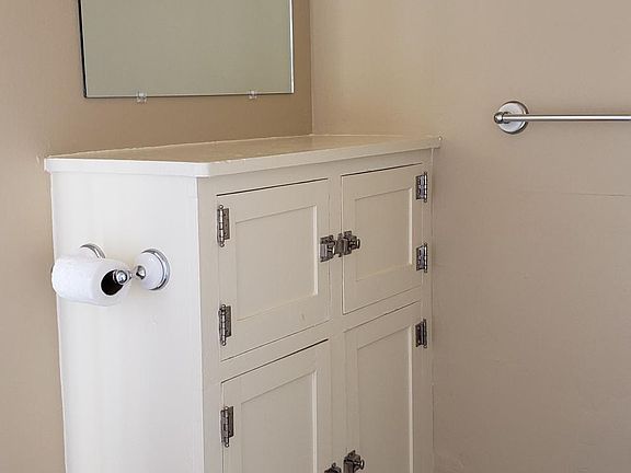 Built-ins in Bathroom