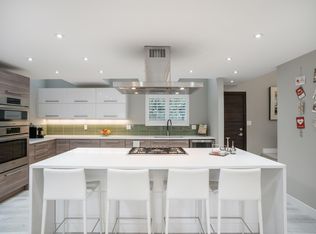 4001 Rose Cres, West Vancouver, BC V7V2N8