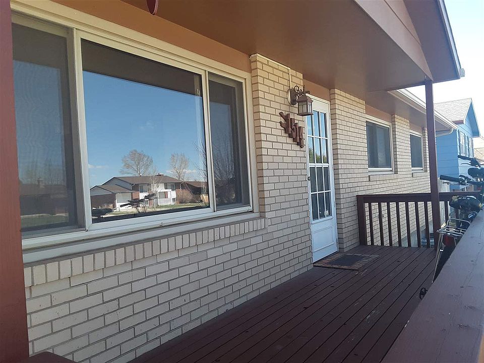 1st image of 1514 Bill Nye Ave