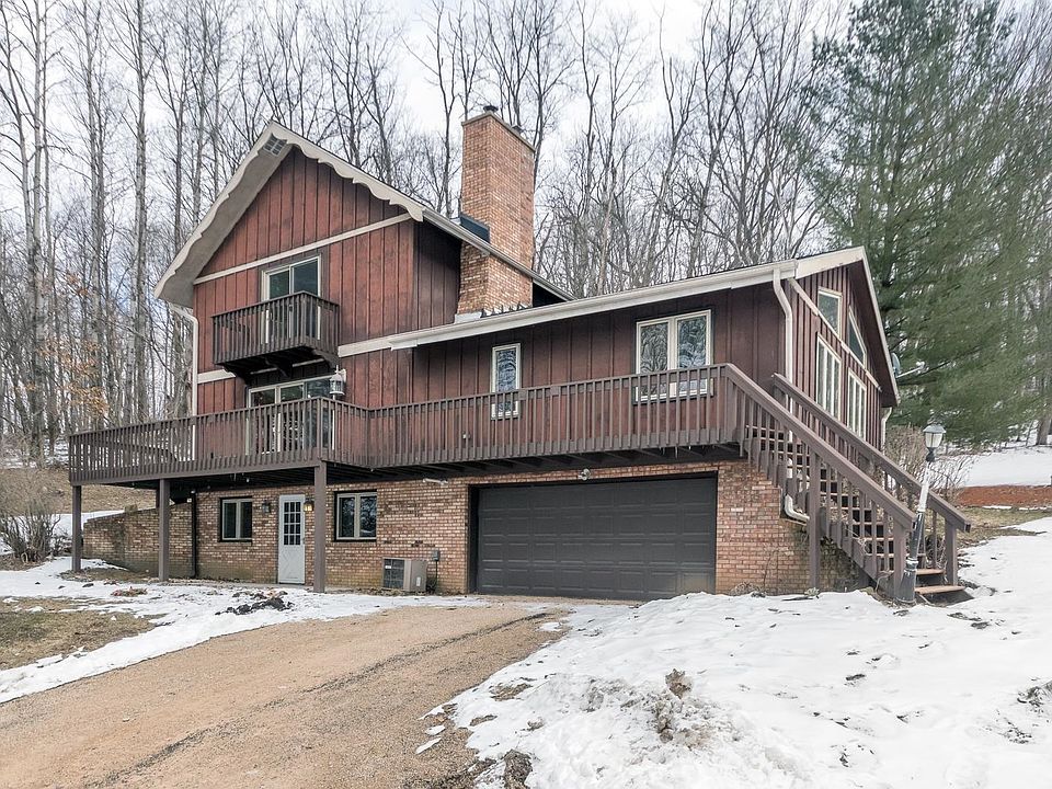 1st image of 21504 Bishop Ln