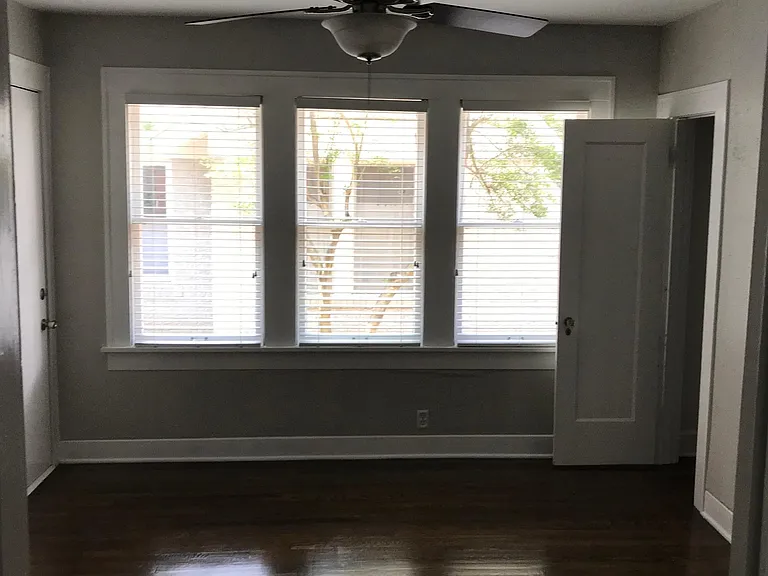 3230 Rogers Ave — Photo 9