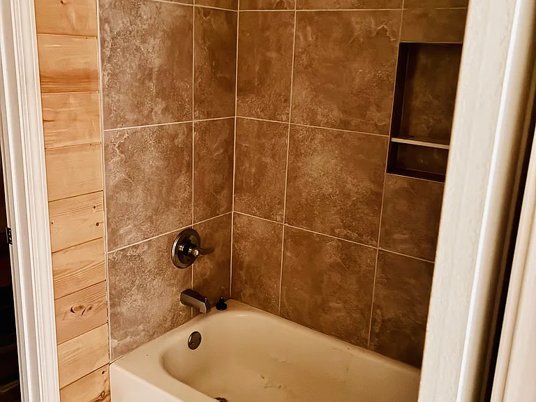 3634 Douglas Hyatt Rd — Photo 12
